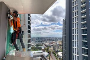 Abseiling2